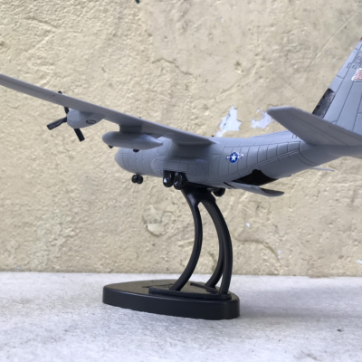 Mô hình lắp ráp Máy bay C-130 tỷ lệ 1:144