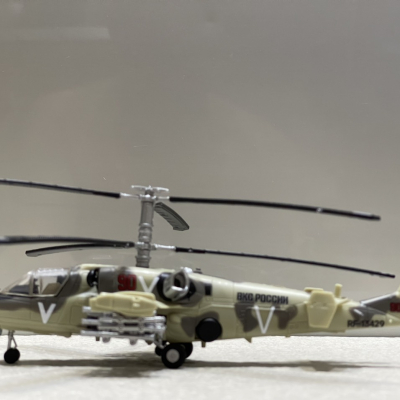 ​Mô hình Trực Thăng Kamov Ka-52 Alligator 1/72 nhựa lắp ráp