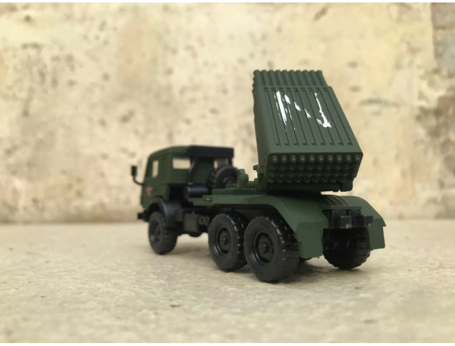 ​Mô hình quân sự xe KAMAZ Gran-k (Lắp ráp) tỷ lệ 1:72 