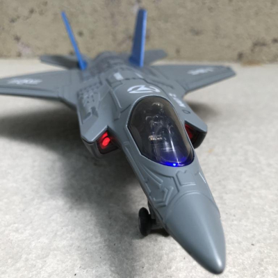 Máy bay đồ chơi Tiêm kích F-35 kim loại