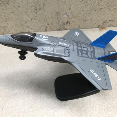 Máy bay đồ chơi Tiêm kích F-35 kim loại