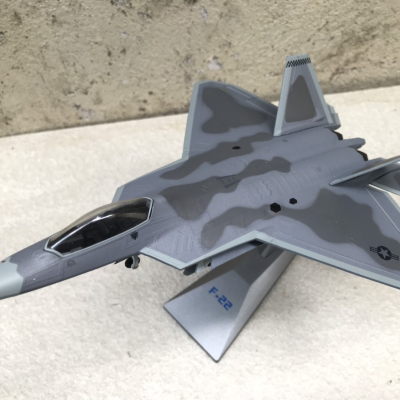 Máy bay Lockheed Martin F22 Raptor tỷ lệ 1:72