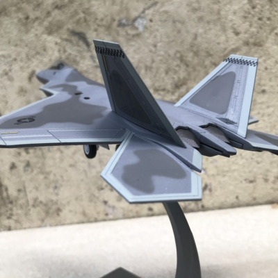 Máy bay Lockheed Martin F22 Raptor tỷ lệ 1:72