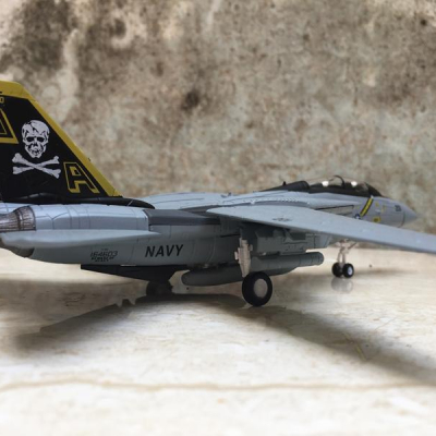 Máy bay Tiêm kích  (Mỹ) F14a Tomcat tỷ lệ 1:100