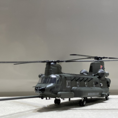 ​Mô hình Kim loại Máy bay Trực Thăng vận tải hạng nặng MH-47G chinook  tỷ lệ 1:72