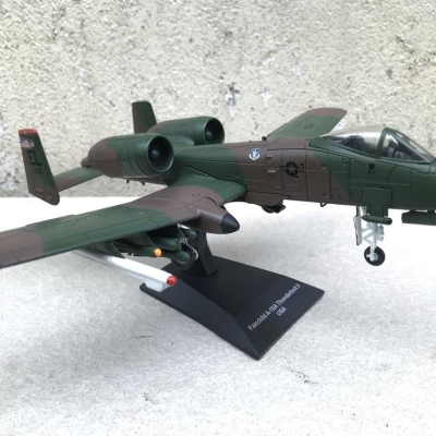 Mô hình Máy bay A-10 Thunderbolt II tỷ lệ 1:72