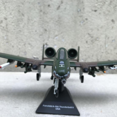 Mô hình Máy bay A-10 Thunderbolt II tỷ lệ 1:72
