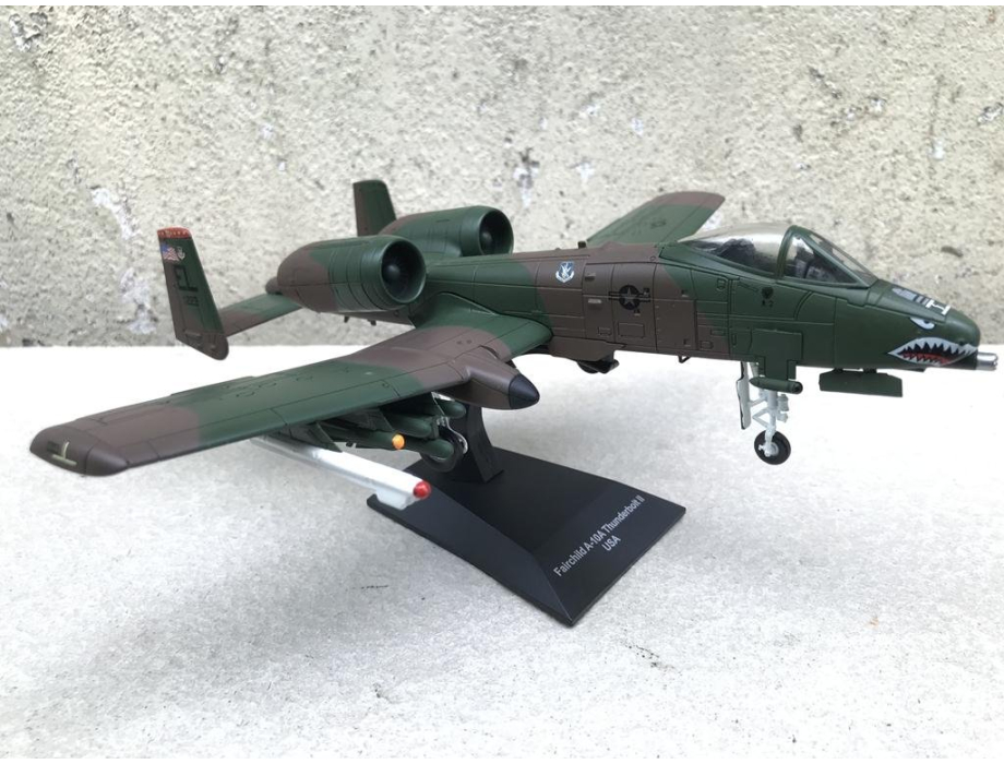 Mô hình Máy bay A-10 Thunderbolt II tỷ lệ 1:72 Mô hình Máy bay A-10 Thunderbolt II tỷ lệ 1:72
