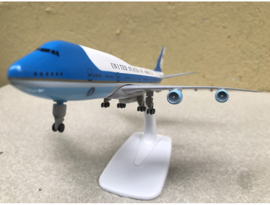 Mô hình máy bay AIR FORCE ONE tỷ lệ  1:350
