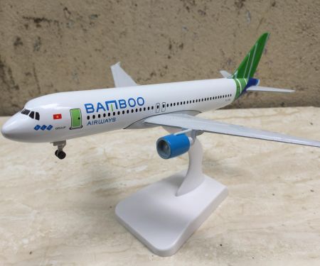 ​Mô hình máy bay AIRBUS A-320 BAMBOO tỷ lệ 1:350