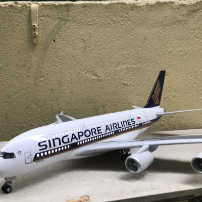 Mô hình máy bay AirBUS A380 Singapore Airlines  tỷ lệ 1:130