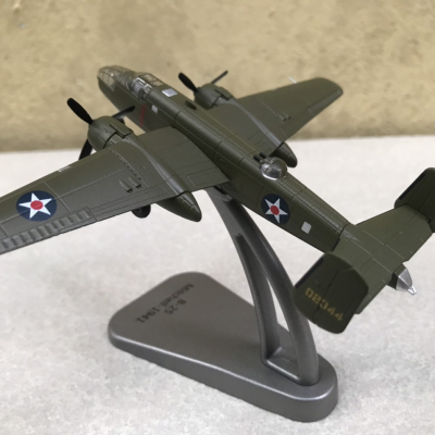 Mô hình Máy bay B-25 Mitchell 1941 tỷ lệ 1:200
