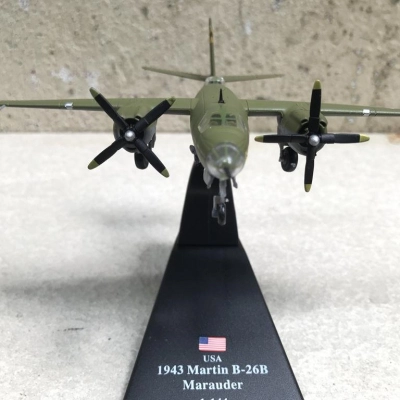 Mô hình Máy bay B-26 Marauder tỷ lệ 1:144