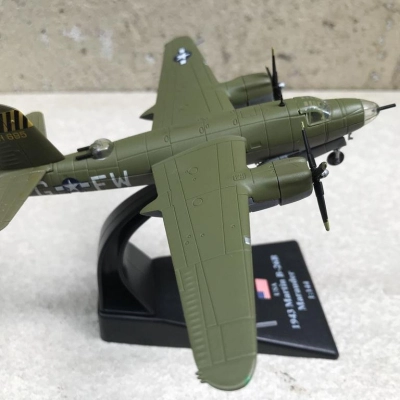 Mô hình Máy bay B-26 Marauder tỷ lệ 1:144