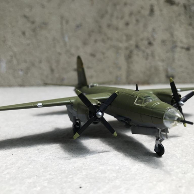 Mô hình Máy bay B-26 Marauder tỷ lệ 1:144