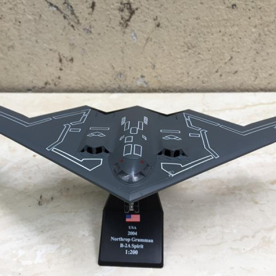 Mô hình Máy bay B-2A Spirit tỷ lệ 1:200