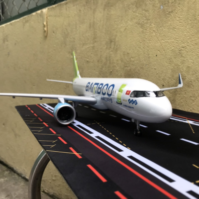 Mô hình máy bay BAMBOO Airways A-320  tỷ lệ 1:130