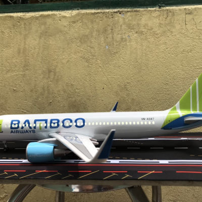 Mô hình máy bay BAMBOO Airways A-320  tỷ lệ 1:130