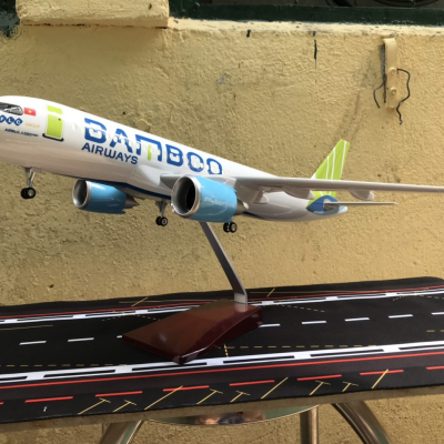 Mô hình máy bay BAMBOO Airways A-320  tỷ lệ 1:130