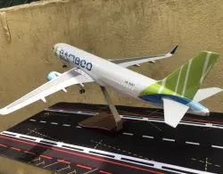 Mô hình máy bay BAMBOO Airways A-320  tỷ lệ 1:130