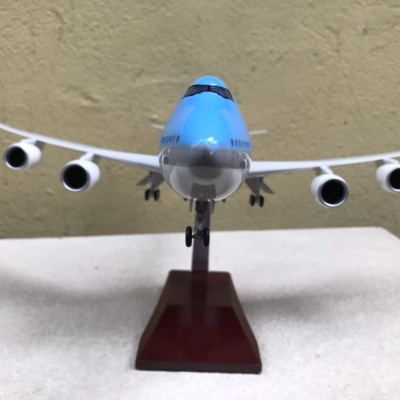 Mô hình máy bay Boeing 747-400 Korean Air  tỷ lệ 1:130
