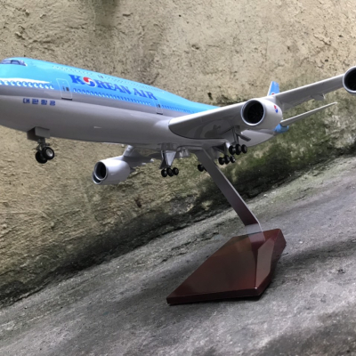 Mô hình máy bay Boeing 747-400 Korean Air  tỷ lệ 1:130