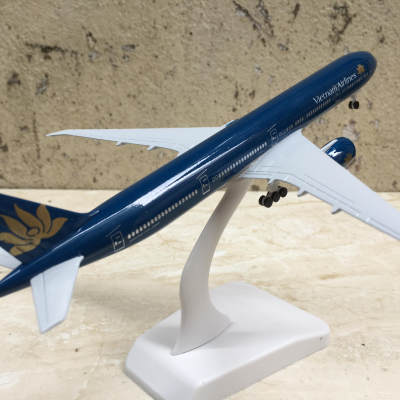Mô hình máy bay Boeing 777 VIỆT NAM AIR LINE tỷ lệ 1:350