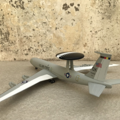 Mô hình Máy bay cảnh báo sớm E-3 Sentry tỷ lệ 1:200