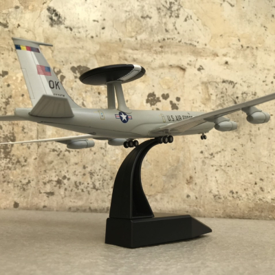 Mô hình Máy bay cảnh báo sớm E-3 Sentry tỷ lệ 1:200