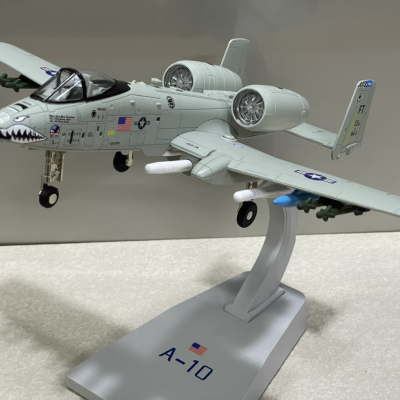 ​Mô hình Máy bay Cường kích A-10 Thunderbolt II tỷ lệ 1:48