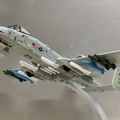 ​Mô hình Máy bay Cường kích A-10 Thunderbolt II tỷ lệ 1:48