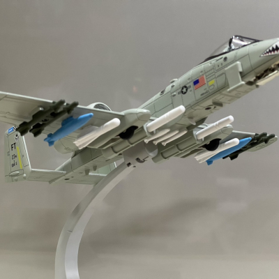 ​Mô hình Máy bay Cường kích A-10 Thunderbolt II tỷ lệ 1:48
