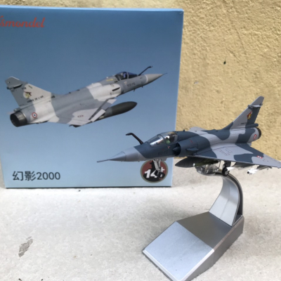 Mô hình Máy bay Dassault Mirage 2000 Fighter  tỷ lệ 1:100