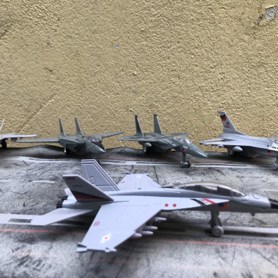 ​Mô hình Máy bay đồ chơi F-14 F-15, F-16, F-18 1/100