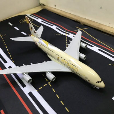 Mô hình máy bay Etihad Airways A380  tỷ lệ 1:350