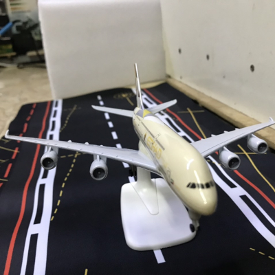 Mô hình máy bay Etihad Airways A380  tỷ lệ 1:350