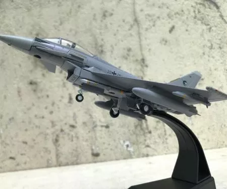 ​Mô hình Máy bay Eurofighter Typhoon Germany tỷ lệ 1:100