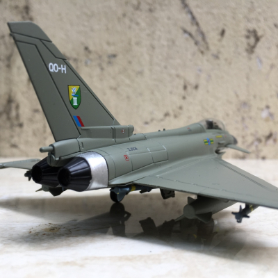 Mô hình Máy bay Eurofighter Typhoon Pháp tỷ lệ 1:100