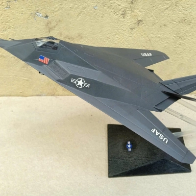 ​Mô hình Máy báy F-117 Chím Ưng Đêm tỷ lệ 1:48