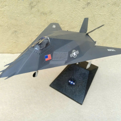​Mô hình Máy báy F-117 Chím Ưng Đêm tỷ lệ 1:48