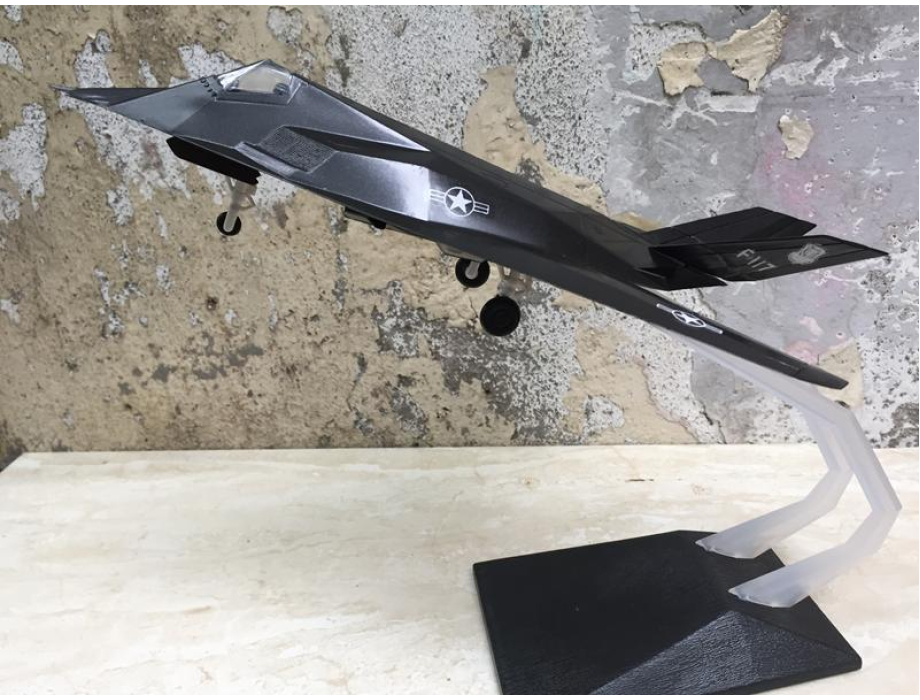Mô hình Máy báy F-117A Chím ưng đêm tỷ lệ 1:72 Mô hình Máy báy F-117A Chím ưng đêm tỷ lệ 1:72