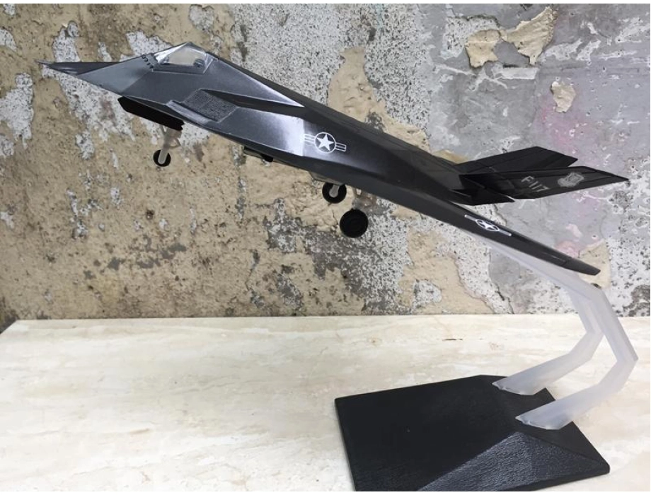 Mô hình Máy báy F-117A Chím ưng đêm tỷ lệ 1:72