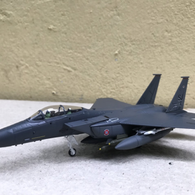 Mô hình Máy bay F-15E tỷ lệ 1:100