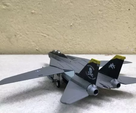 ​Mô hình Máy bay F-14a Gumman Tomcat  tỷ lệ 1:100