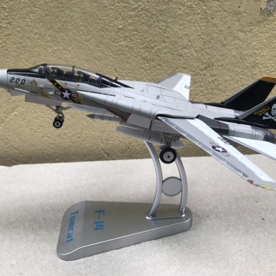 Mô hình Máy bay F-14A Tomcat VF-84 JOLLY ROGERS  tỷ lệ 1:72