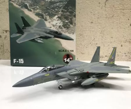 ​Mô hình Máy bay F-15 EX  tỷ lệ 1:100