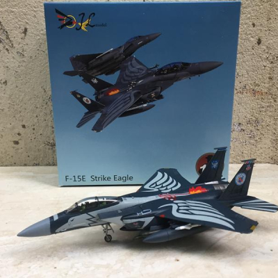 Mô hình máy bay F-15E Strike Eagle tỷ lệ 1:100
