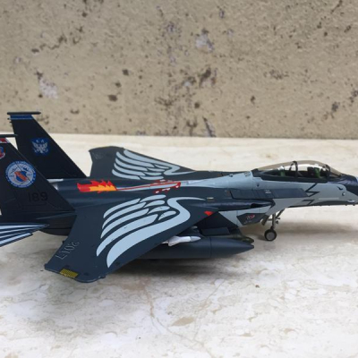 Mô hình máy bay F-15E Strike Eagle tỷ lệ 1:100