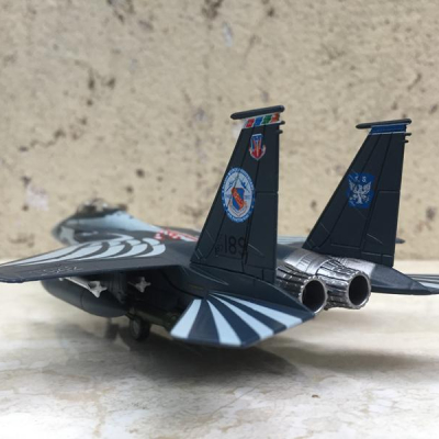 Mô hình máy bay F-15E Strike Eagle tỷ lệ 1:100