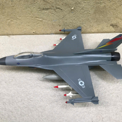 Mô hình Máy báy F-16 Lighting Falcon ABS tỷ lệ 1:48
